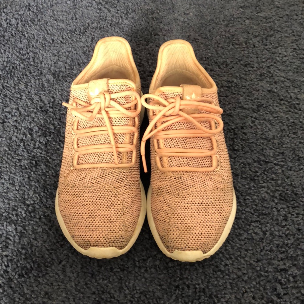 Tennis Shoes